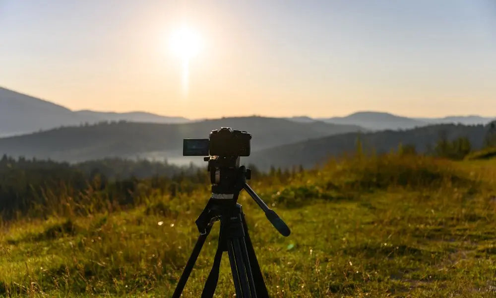 Filming Travel 4 Must-Have Filming Accessories for Travel Vloggers